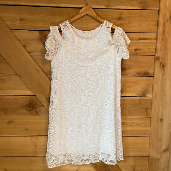 First Look Cold Shoulder White Lace Dress NWOT - Picture 1 of 9